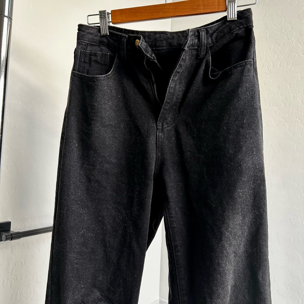 SHEIN black boyfriend distressed jeans - Picture 2 of 14